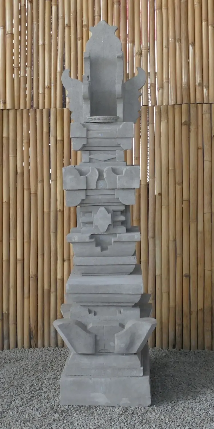  Product image 1 of the product “Balinese Temple, casted with Paras Stone, Offering with open place on top, with step at bottom. 190cm. Mulitparted ”